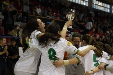 fem-16